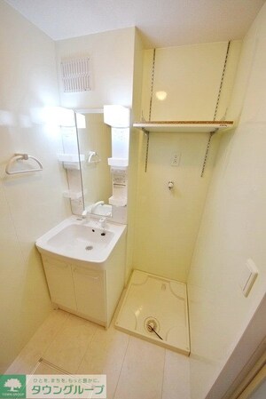 シャイン・カワナベの物件内観写真